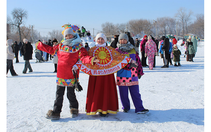 Сегодня в городском Парке культуры и отдыха им. В.А. Важина прошли народные гулянья «Масленица хороша – широка ее душа»..