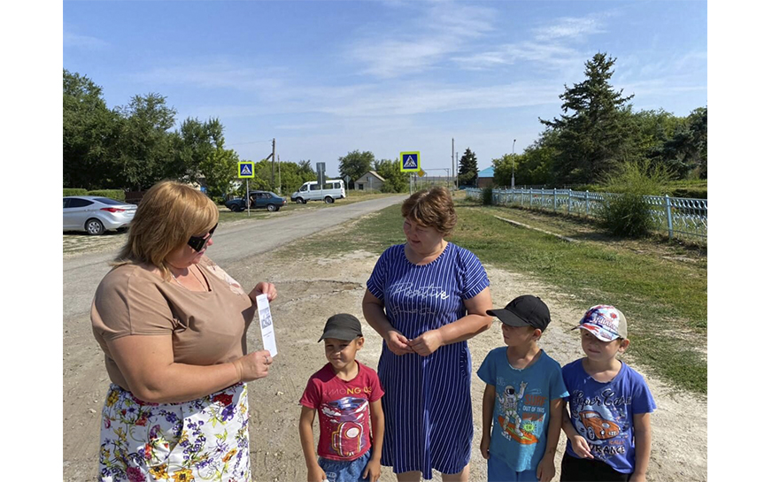 В Доме культуры с. Селезниха прошла тематическая программа «Безопасность на воде»..