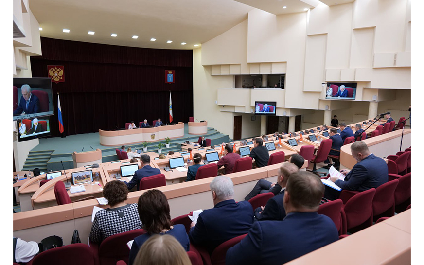 Губернатор Саратовской области Роман Бусаргин сообщил, что на заседании областной думы представили поправки в бюджет. Депутаты поддержали выделение средств на ряд важных направлений..