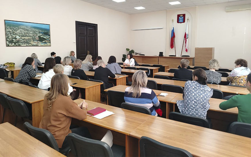 Встреча представителя Управления Росреестра по Саратовской области.