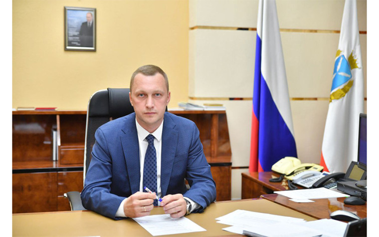 Губернатор Роман Бусаргин рассказал, что более 3 тысяч работников социальных учреждений получат единовременную премию в размере 20 тысяч рублей. Губернатор Роман Бусаргин рассказал, что более 3 тысяч работников социальных учреждений получат единовременную премию в размере 20 тысяч рублей.