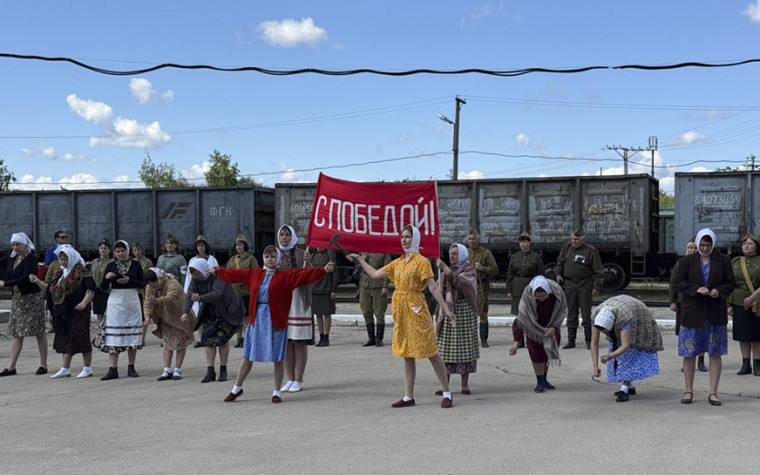 Ретропоезд «Воинский эшелон». Ретропоезд «Воинский эшелон».
